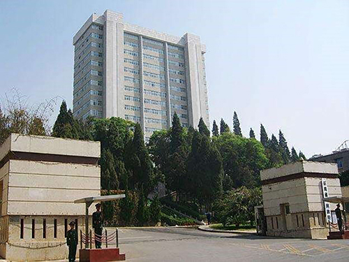 1、云南省人民政府办公园区监控报警系统升级改造项目500px.jpg
